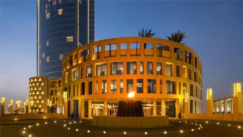 Luxury In Burj Rafal Apartment *